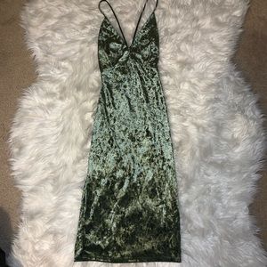 WINDSOR Velvet MIDI Dress